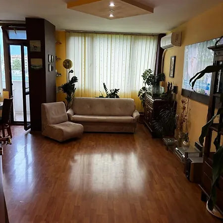 Apartment голям двустаен *